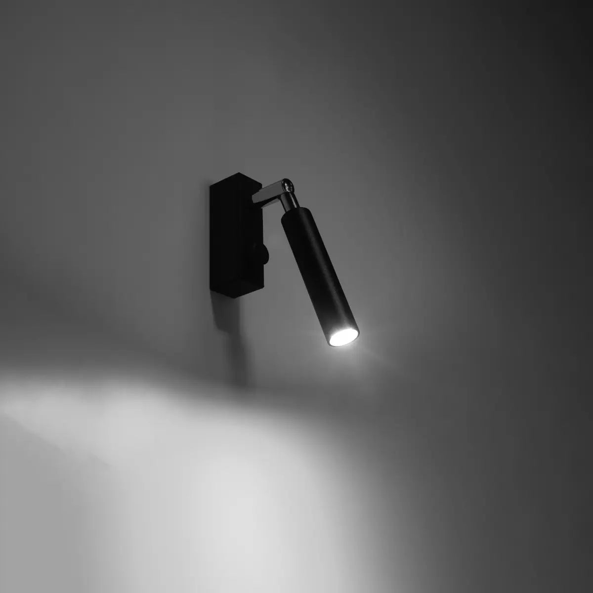 Wandleuchte Luxtec 1 – Schwarz Stahl