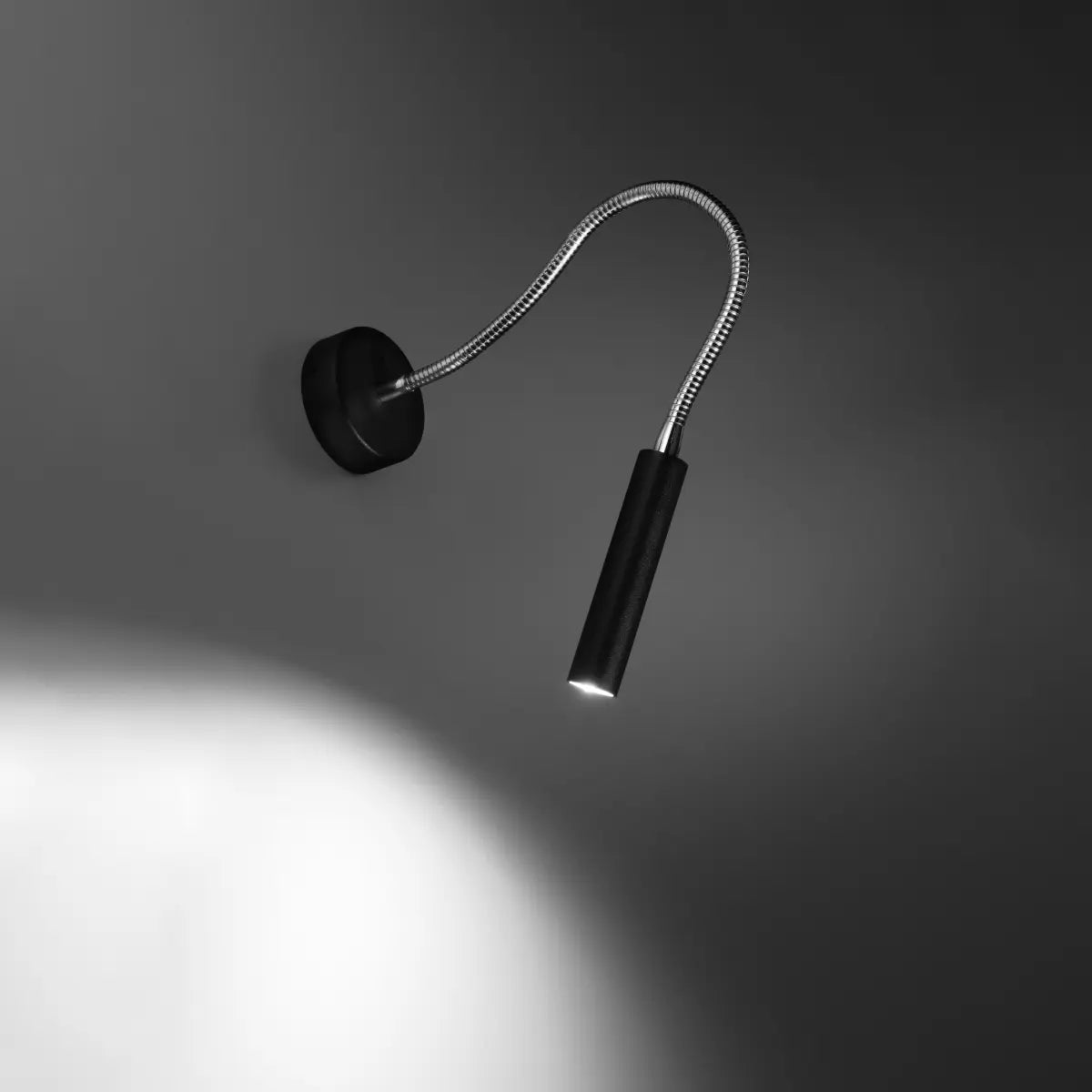 Wandleuchte Luxtec Flex – Schwarz & Stahl