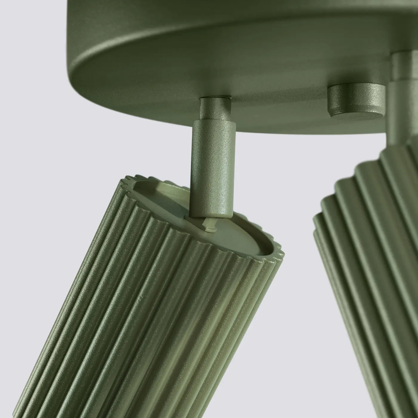 Deckenleuchte Japandi 3P – Olivgrün & Aluminium