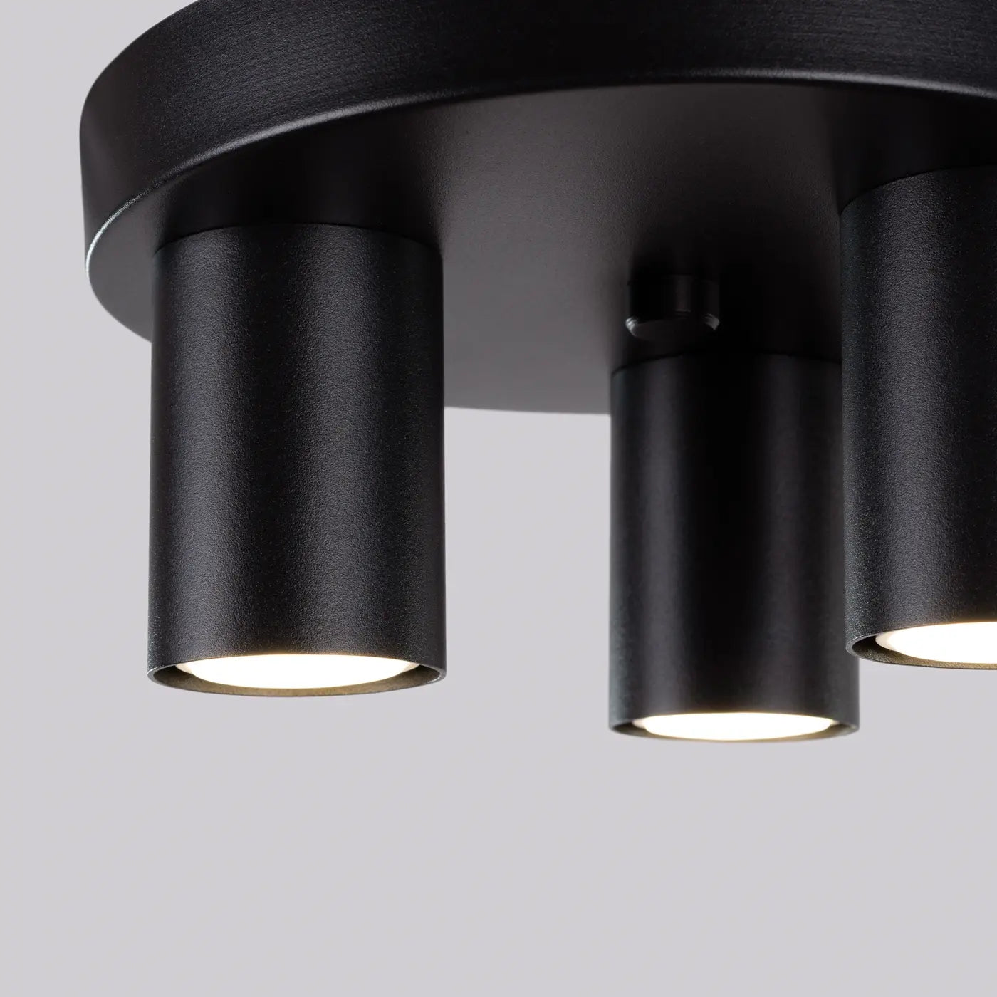 Deckenleuchte Tube 3R – Schwarz & Stahl