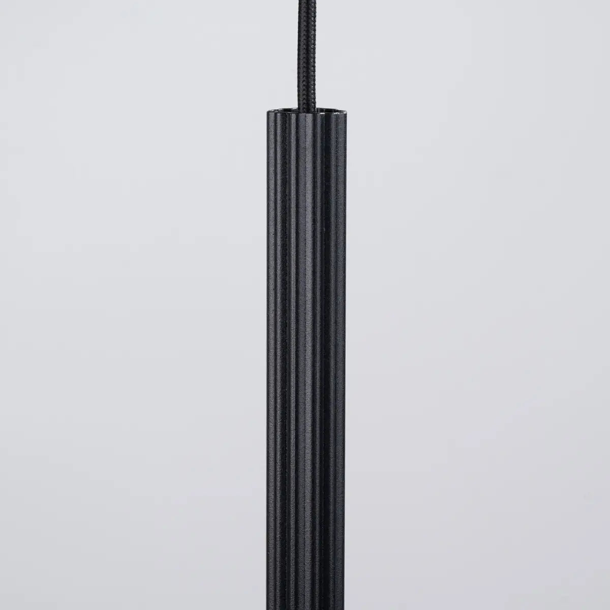 Pendelleuchte Candle 1 – Schwarz & Stahl