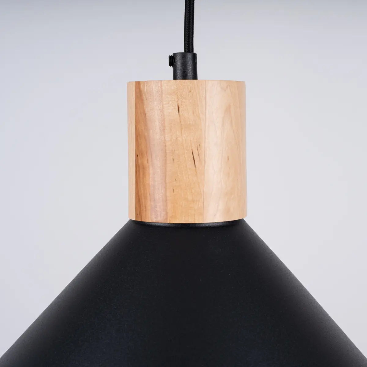 Pendelleuchte Diner 1 – Schwarz & Stahl & Holz