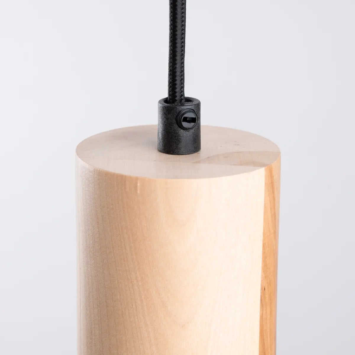 Pendelleuchte Diner 1 – Schwarz & Stahl & Holz