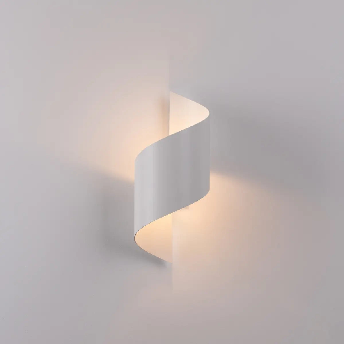 Wandlamp Tornado – Wit & Staal