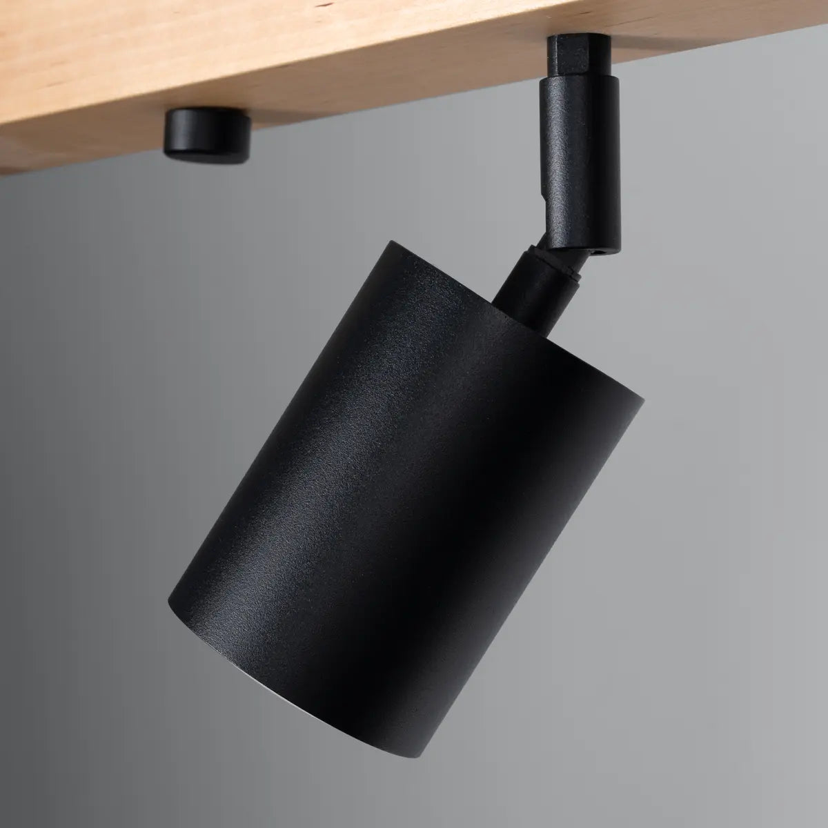 Deckenleuchte Rondo 4 – Schwarz & Stahl & Holz