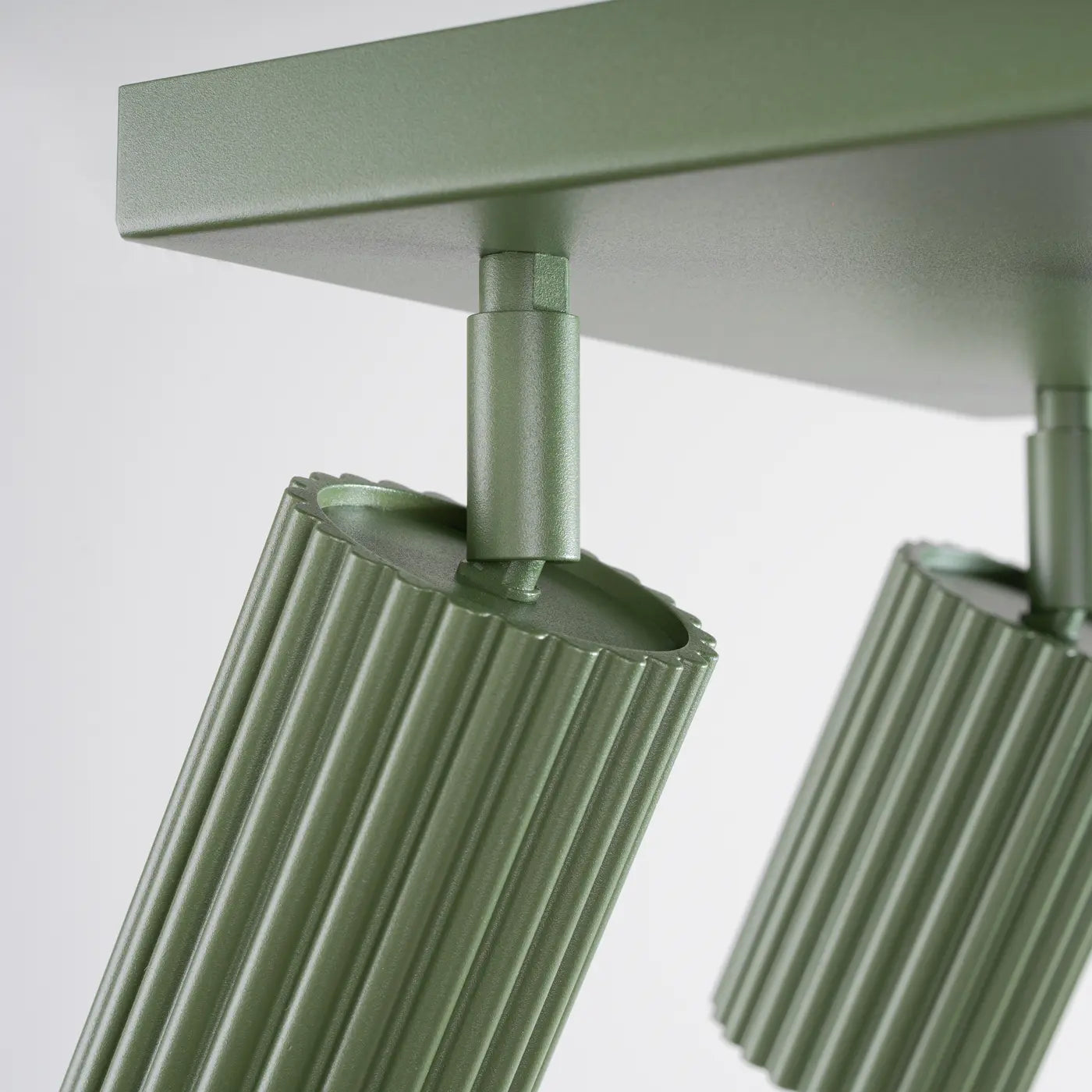 Deckenleuchte Japandi 4S – Olivgrün & Aluminium